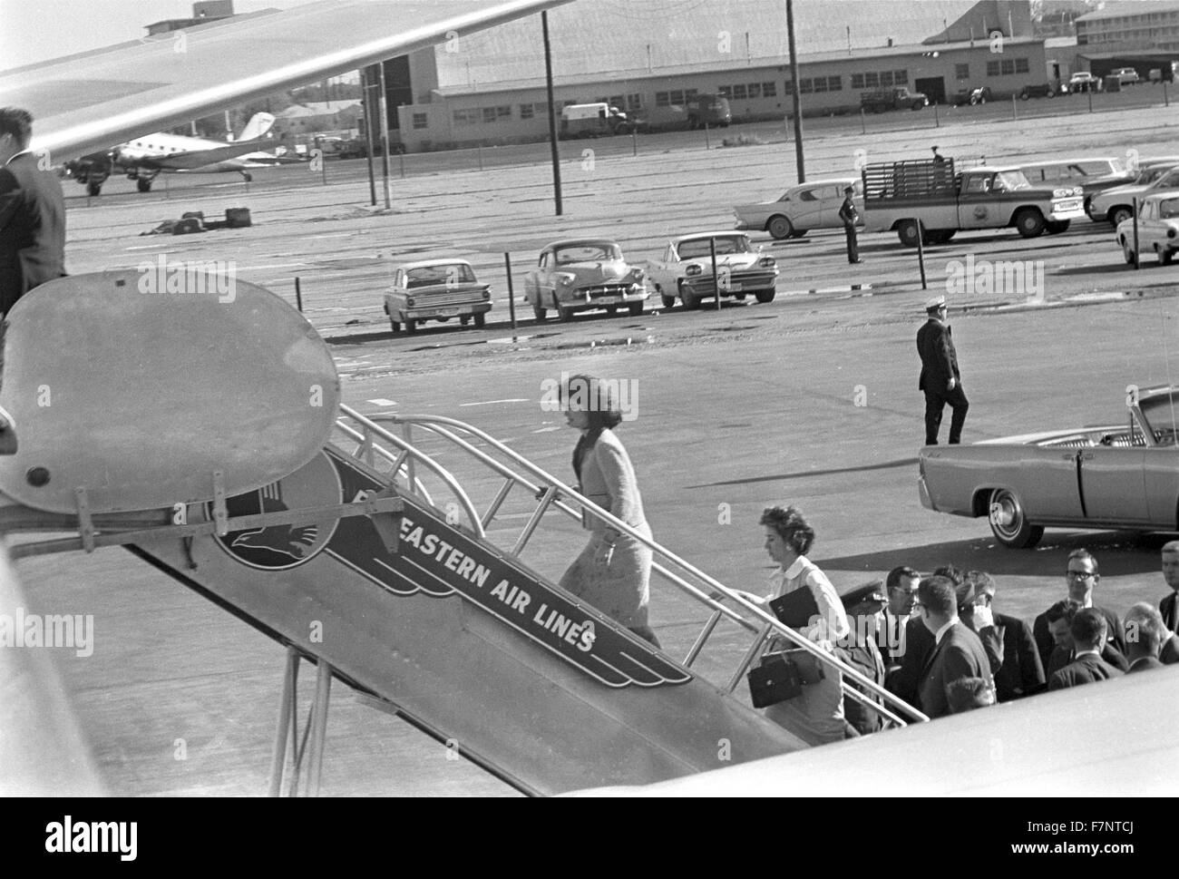 Photograph of the First Lady Jacqueline Kennedy (1929-1994) boarding Air Force One. Dated 1962 Stock Photo