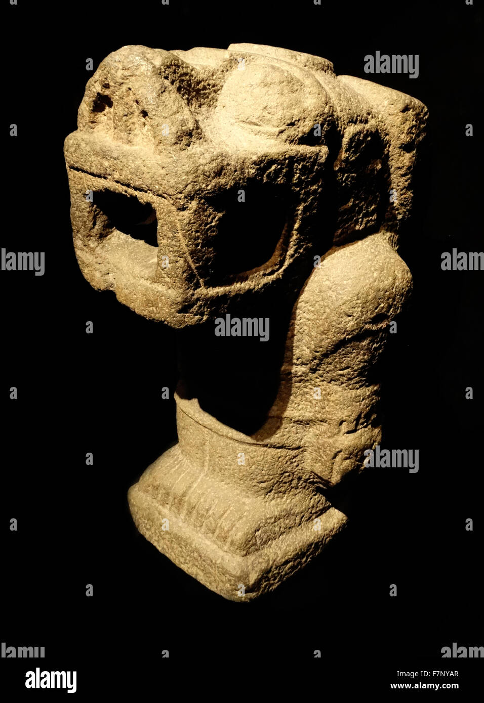 Ancient terracotta feline warrior head, from the Tiwanaku, the pre-Columbian archaeological site in western Bolivia. Dated 9th Century Stock Photo