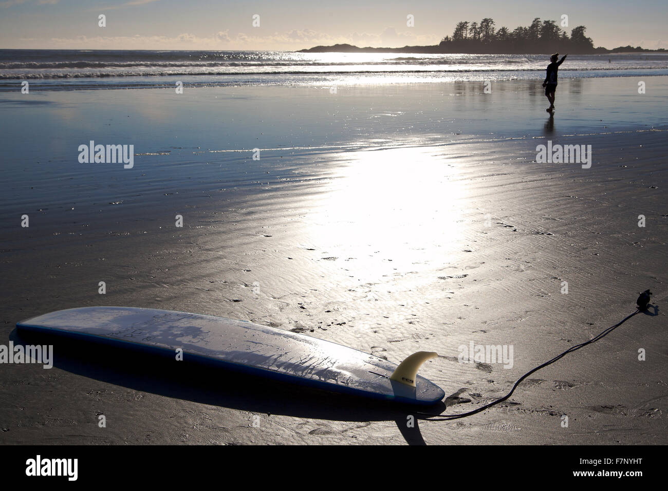 Canada, Vancouver Island, Longbeach, Surfer at the beach Stock Photo