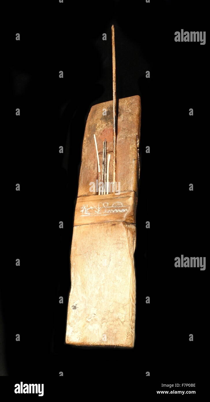 Ancient Egyptian wooden palette belonging to a scribe. 1550-1070 BC Stock Photo