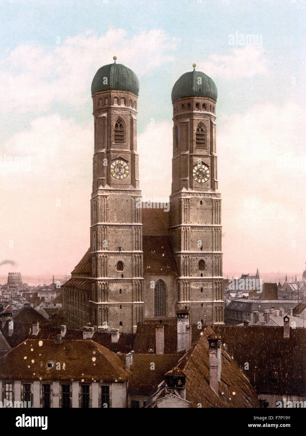 Frauen Church (i.e. Frauenkirche), Munich, Bavaria, Germany 1900 Stock Photo