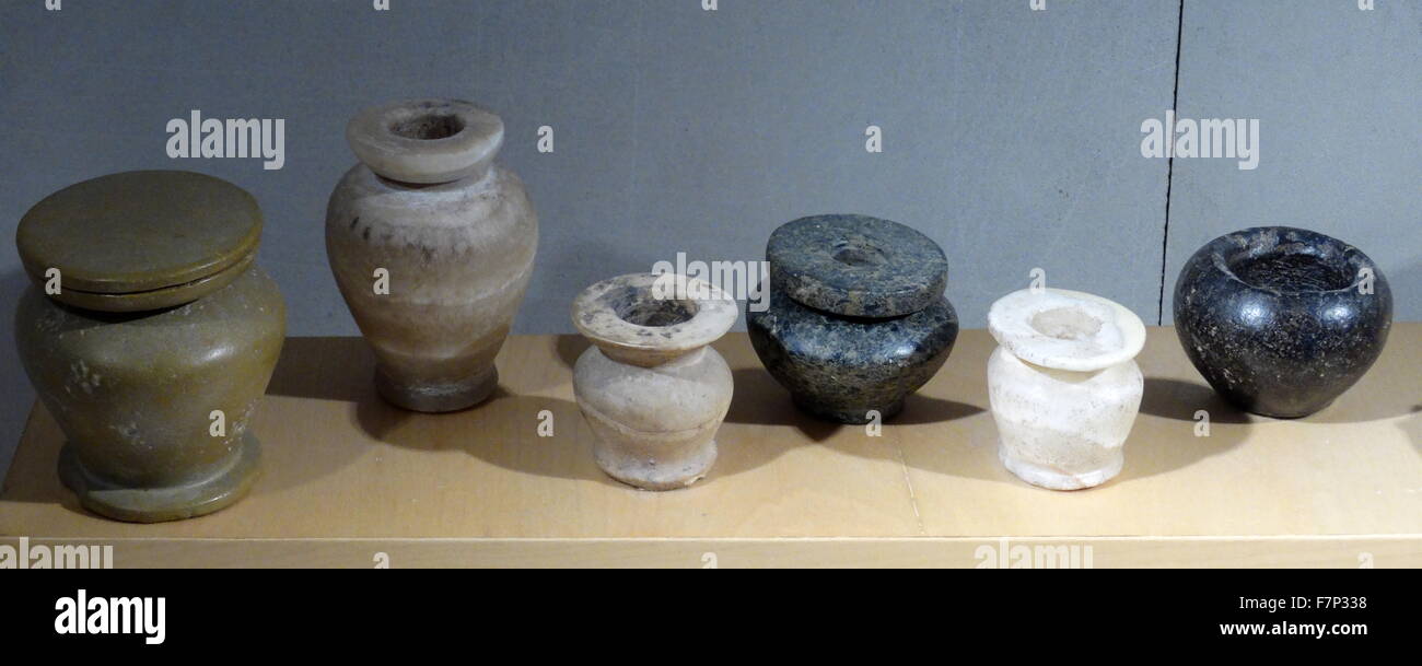 Middle Kingdom, Egyptian Cosmetics containers, found in a tomb 2040-1640 BC Stock Photo