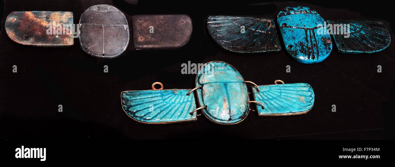 Egyptian gold scarabs hires stock photography and images Alamy