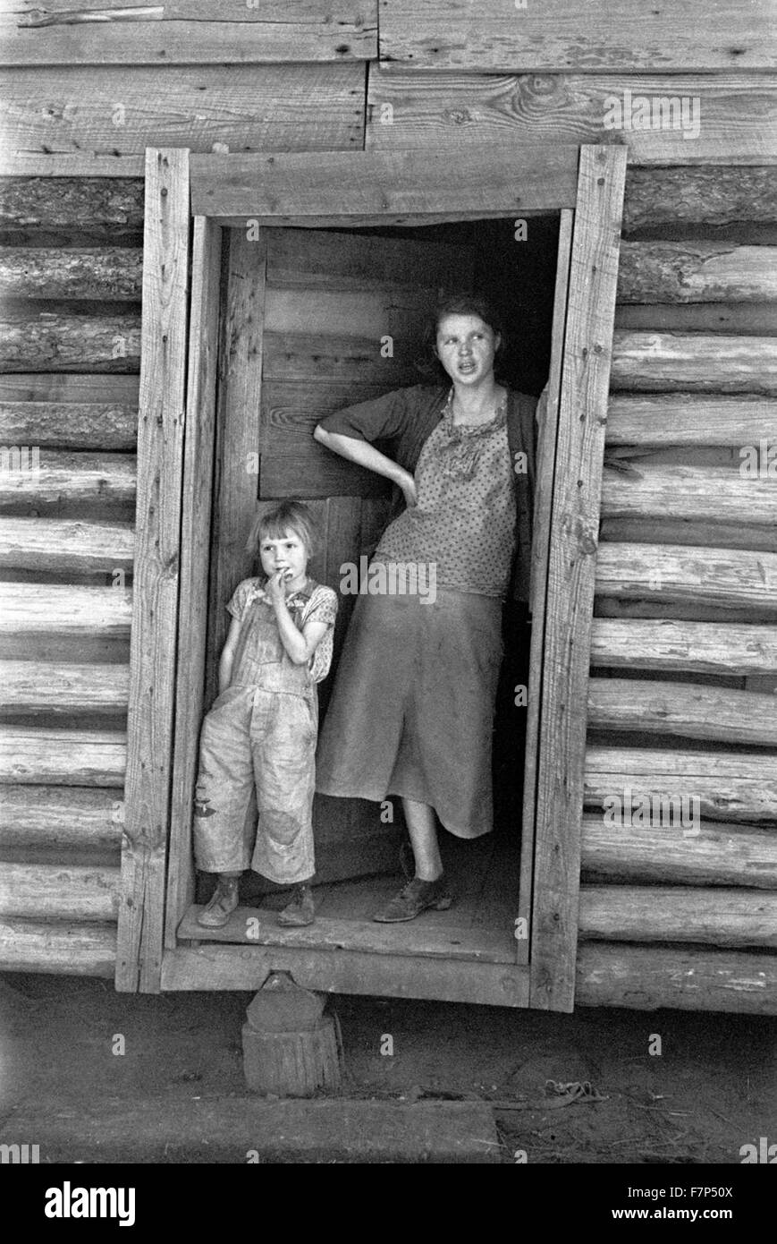 Photograph of a mother and child in Walker County, Alabama. Photographed by Arthur Rothstein (1915-1985) an American photographer and photo journalist. Dated 1937 Stock Photo