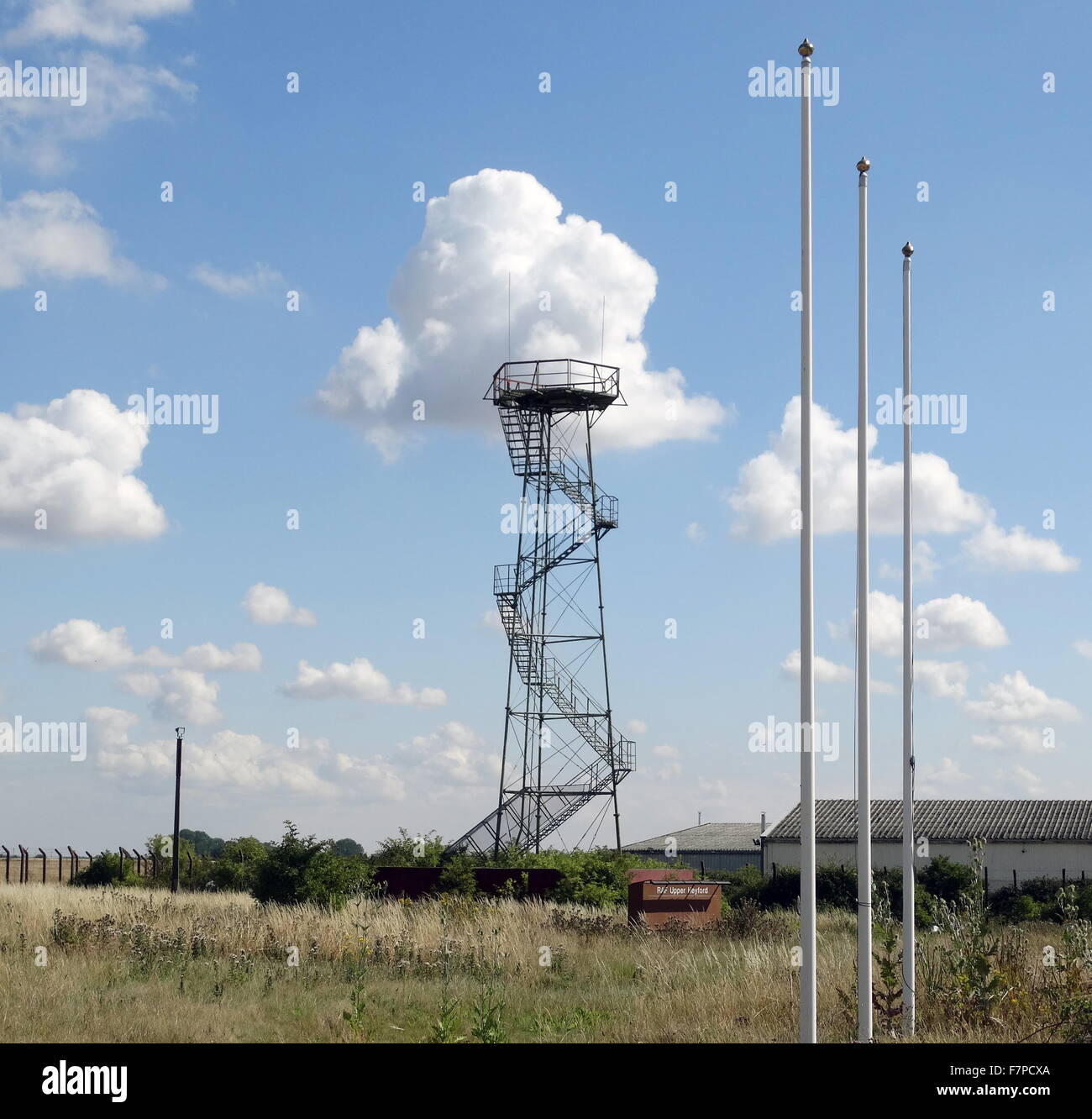 Disused watch tower at the RAF Upper Heyford Base, used by the United States Air Force Strategic Air Command (SAC) strategic bombers and later United States Air Forces In Europe (USAFE) tactical reconnaissance. Dated 2015 Stock Photo