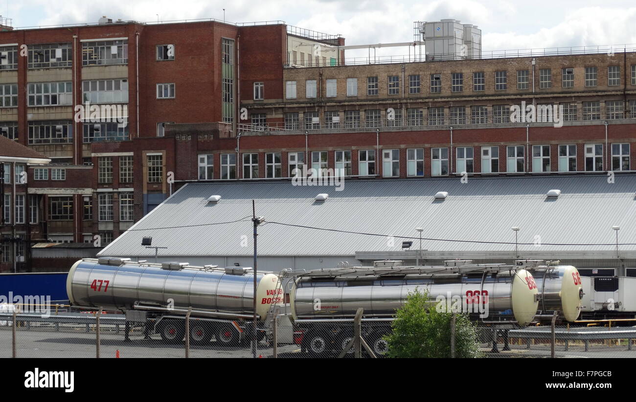 Exterior of the Cadbury's Chocolate Factory in Birmingham. Dated 2015 Stock Photo