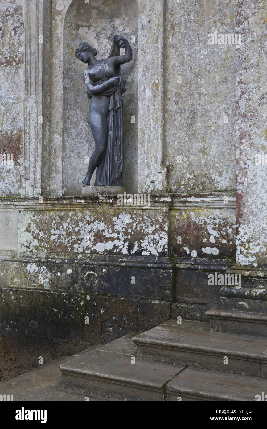 A statue on the Callipygian Venus, in a niche flanking the portico of the Pantheon at Stourhead, Wiltshire. Built by Henry Flitcroft in 1753-4, the structure was inspired by the Pantheon in Rome. Stock Photo
