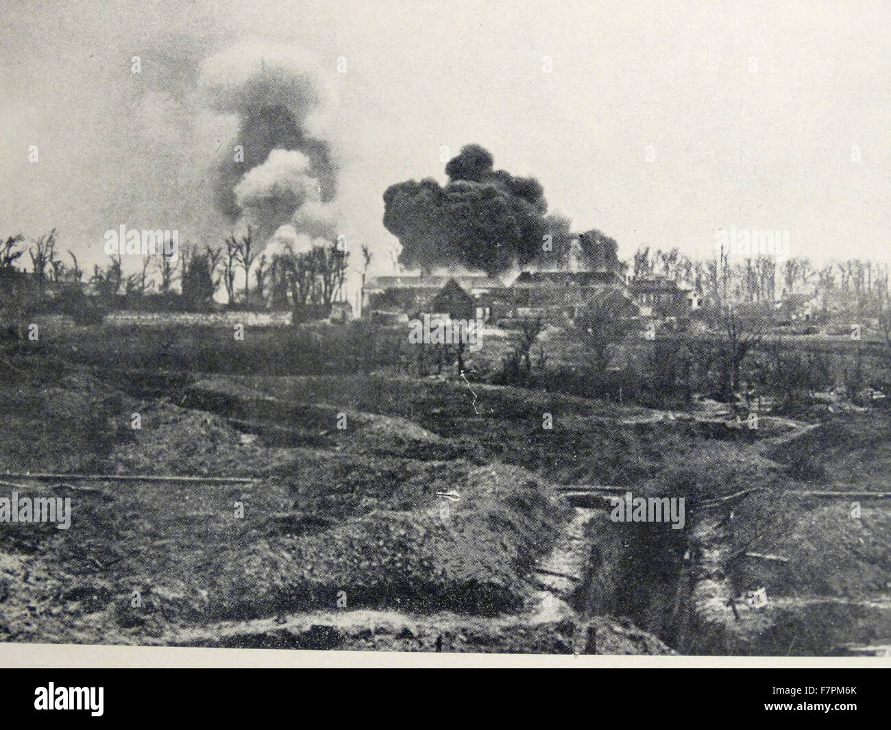 Photograph of the English exploding grenades on Germany's advancing