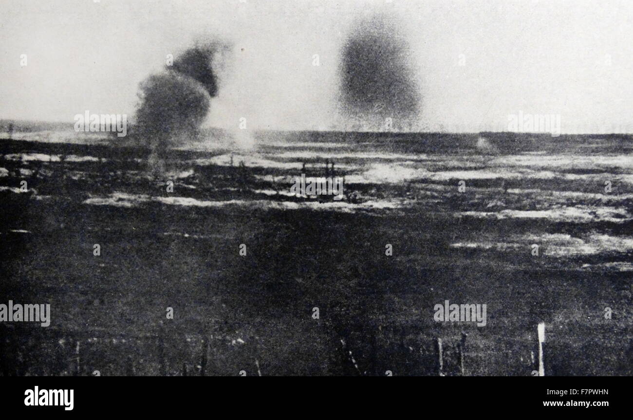 German assault on advancing French forces. Trench warfare in World War One 1915 Stock Photo