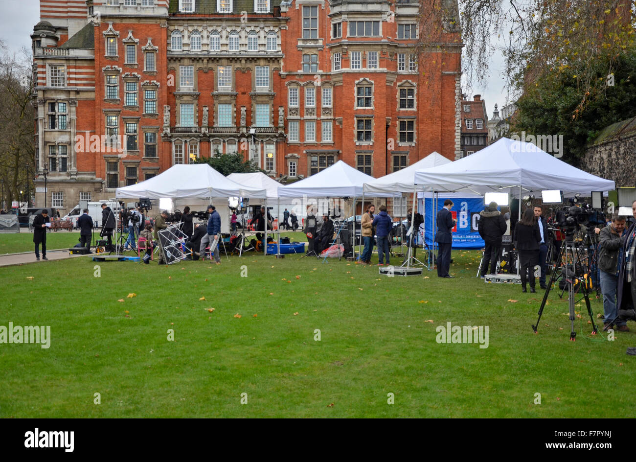 London, UK. 2nd December, 2015. The world's media gather on College Green opposite the Houses of Parliament as MPs debate the bombing of ISIS in Syria. Credit:  PjrNews/Alamy Live News Stock Photo