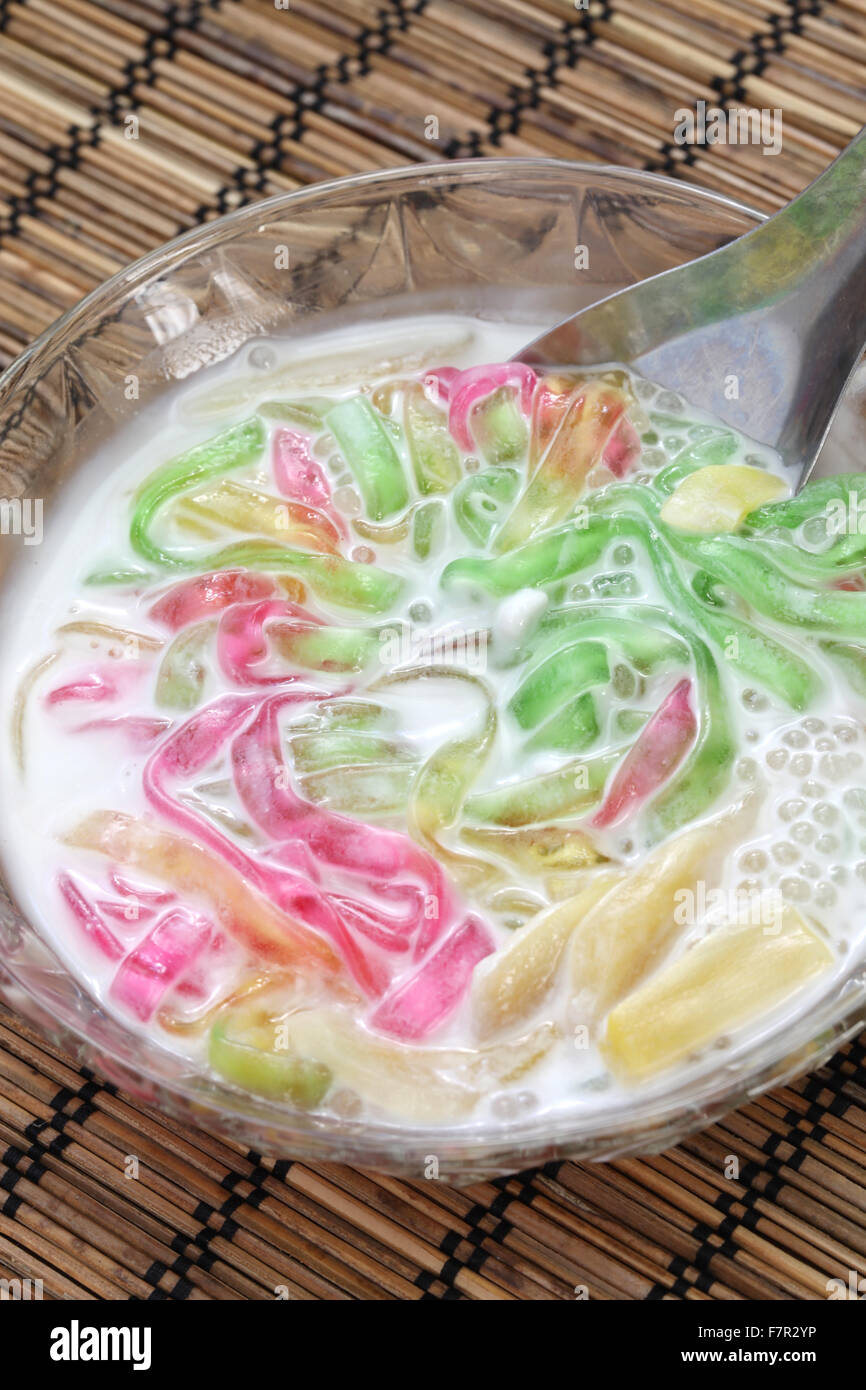 ruam mit, thai chilled sweet dessert Stock Photo