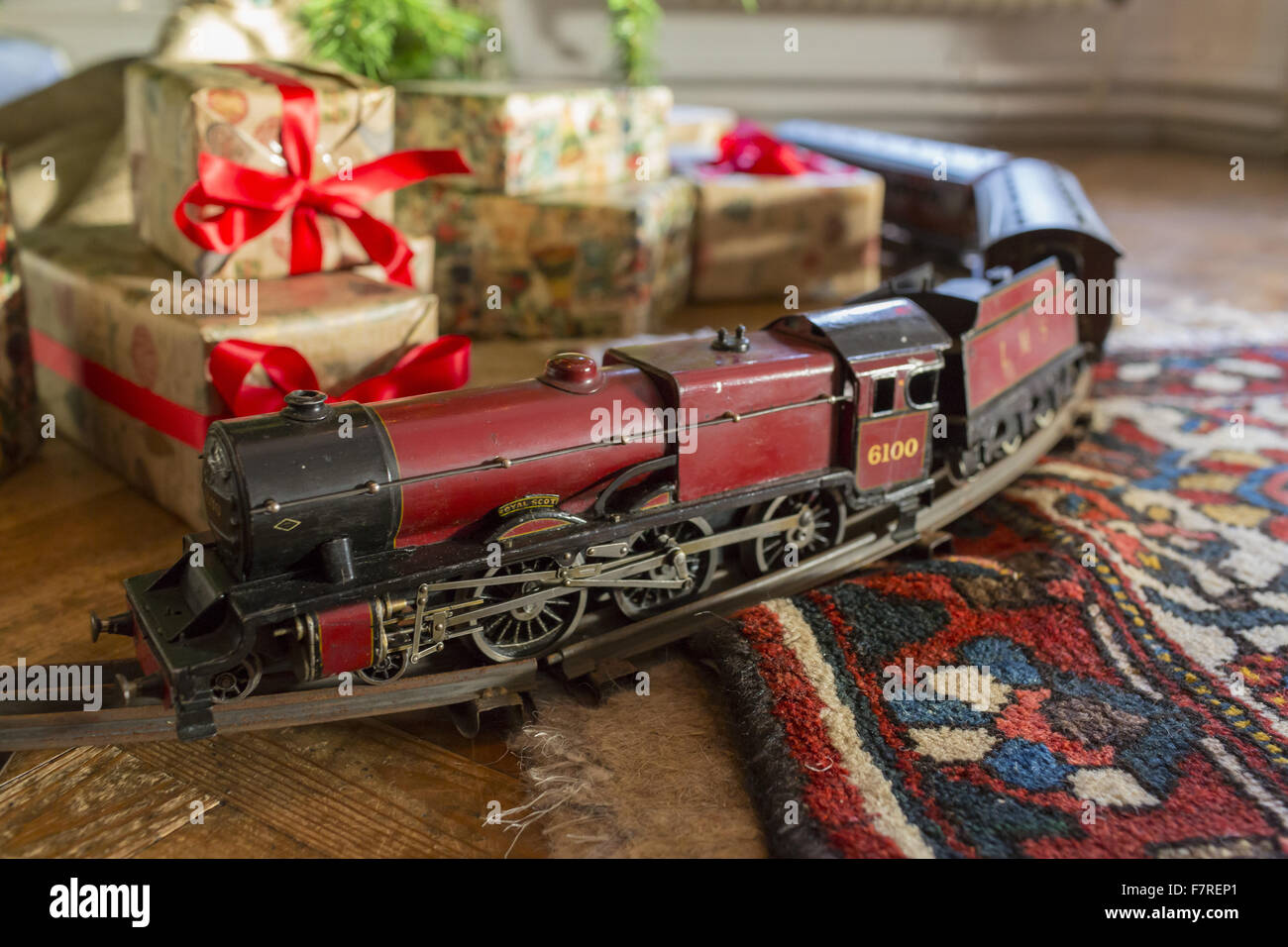 model train christmas