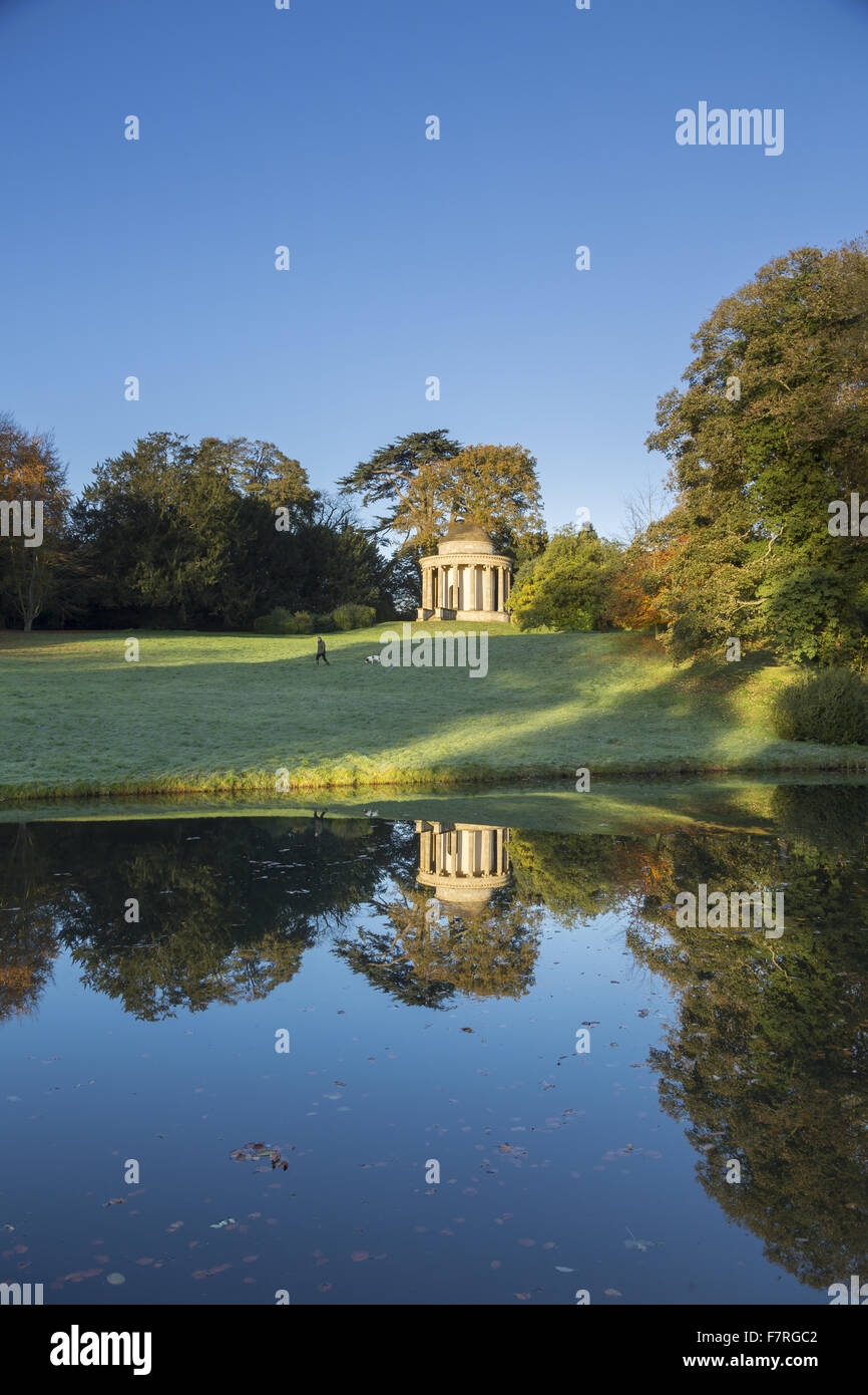 The Temple of Ancient Virtue in the autumn at Stowe, Buckinghamshire. Stowe is a landscaped garden with picture-perfect views, winding paths, lakeside walks and classical temples. Stock Photo