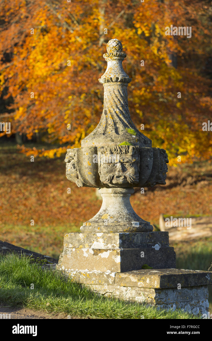 A detail of the Oxford Bridge in the autumn at Stowe, Buckinghamshire. Stowe is a landscaped garden with picture-perfect views, winding paths, lakeside walks and classical temples. Stock Photo