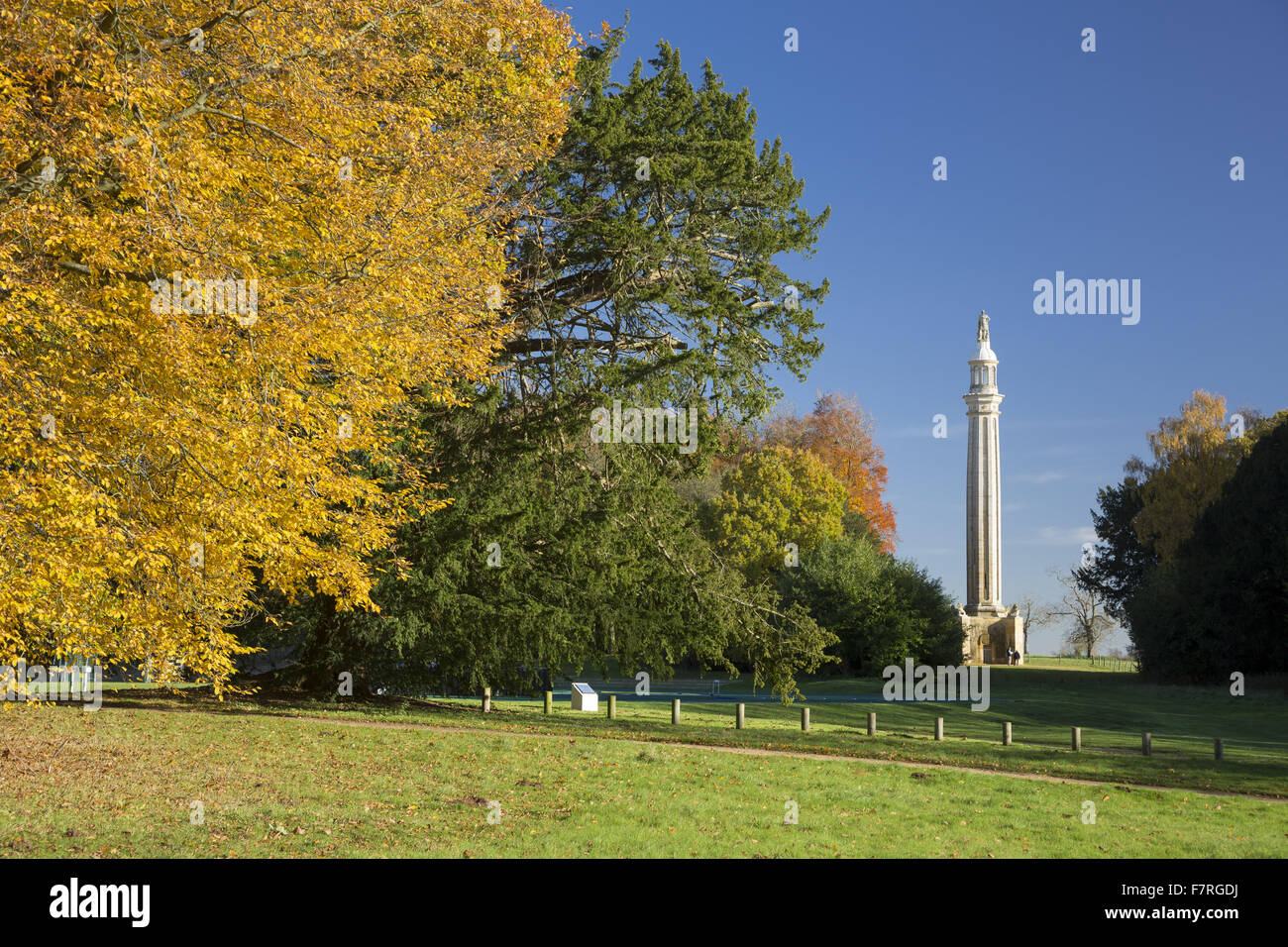 The Cobham Monument in the autumn at Stowe, Buckinghamshire. Stowe is a landscaped garden with picture-perfect views, winding paths, lakeside walks and classical temples. Stock Photo