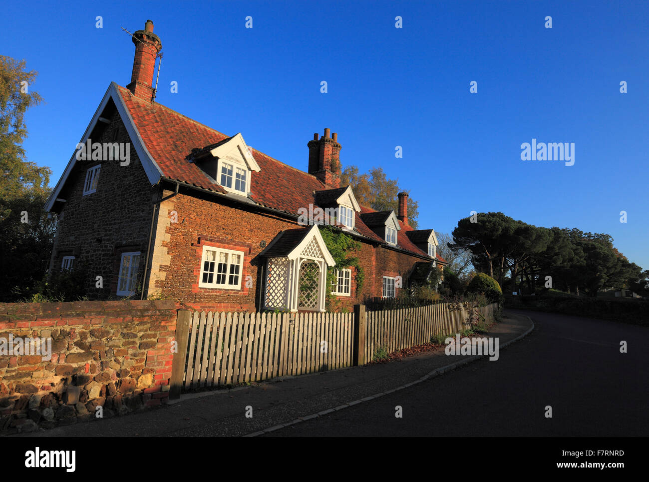 Cottages at Castle Rising, Norfolk, England, UK Stock Photo Alamy