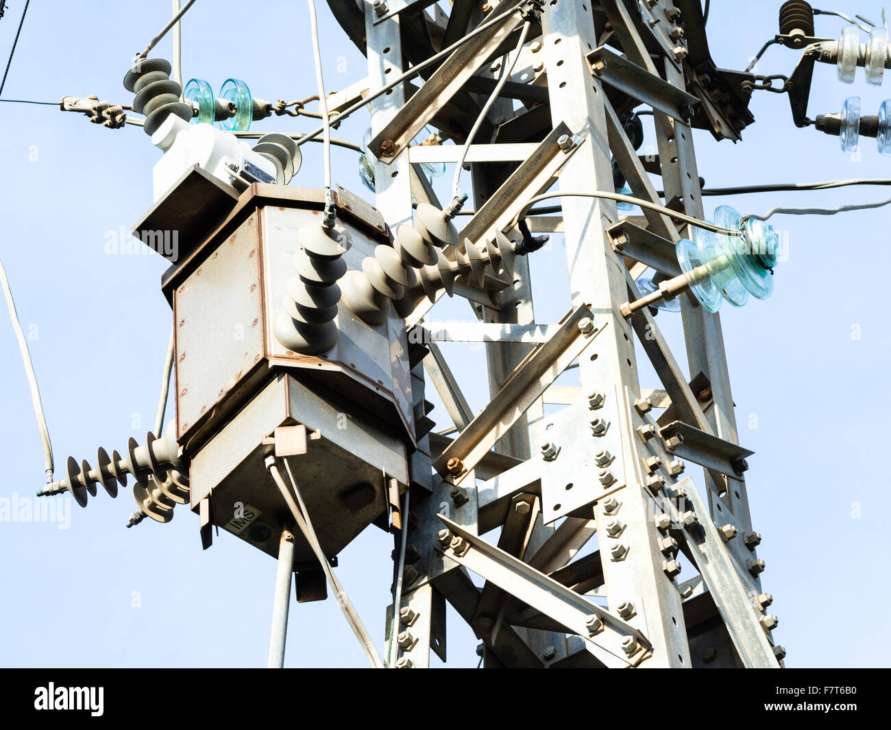 Particular a Pylon. particularly of the components of high voltage ...