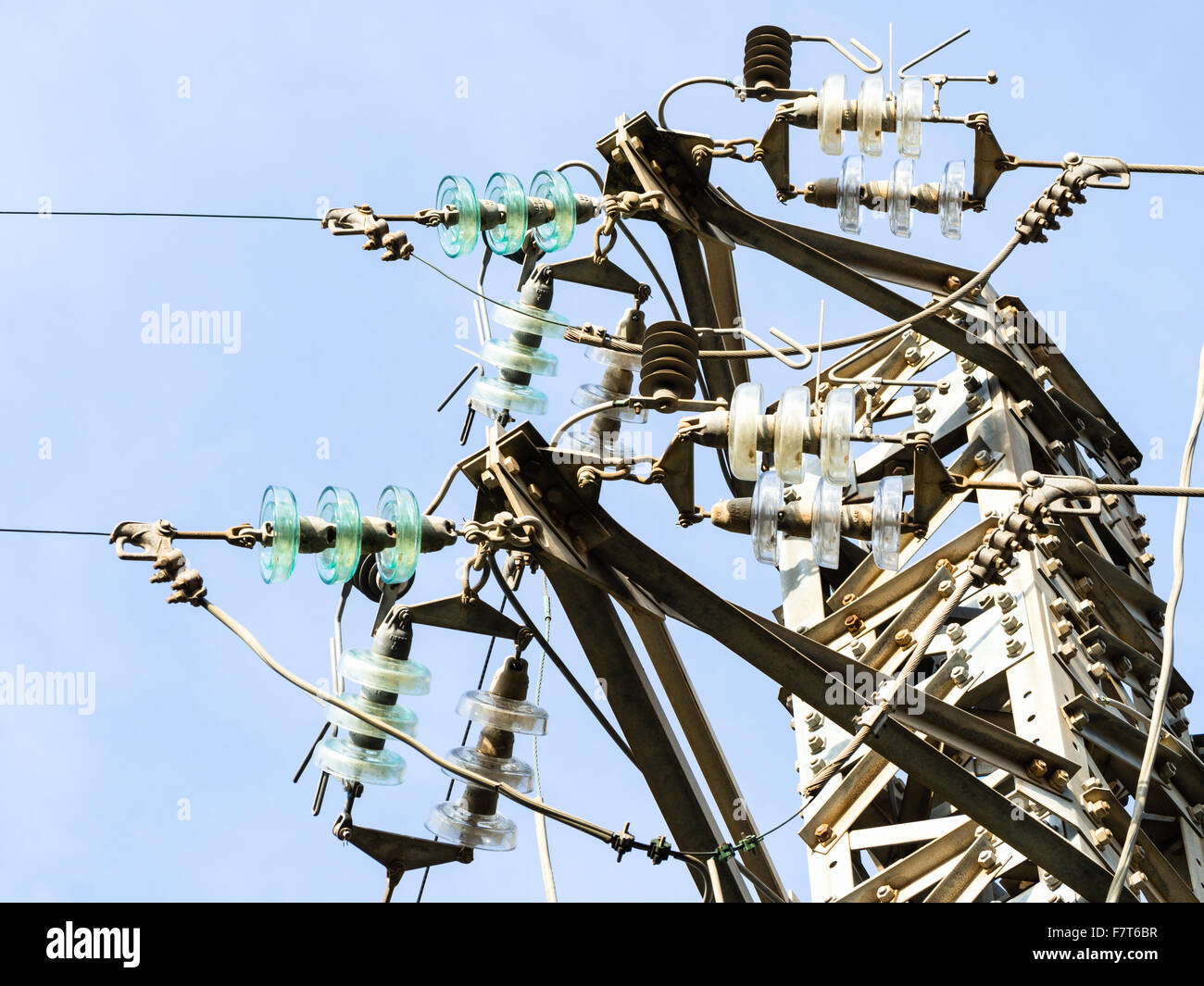 Particular a Pylon. particularly of the components of high voltage ...