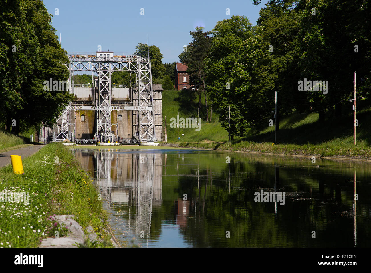 Old hydraulic boat lifts and historic Canal du Centre, Belgium, Unesco Heritage - The hydraulic lift of Strepy-Bracquegnies Stock Photo