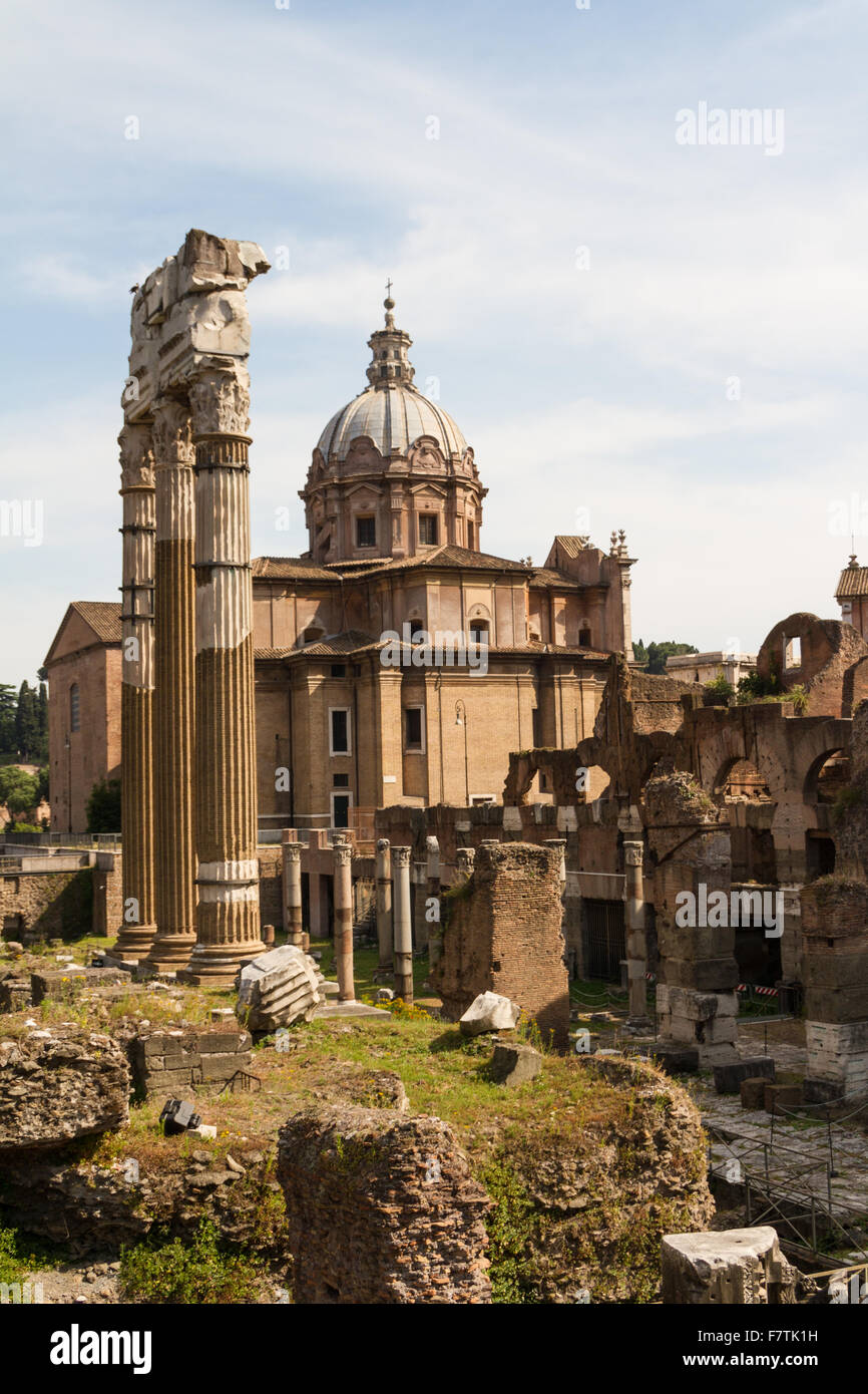 Ruins In Rome Building ruins and ancient columns in Rome, Italy Stock Photo - Alamy