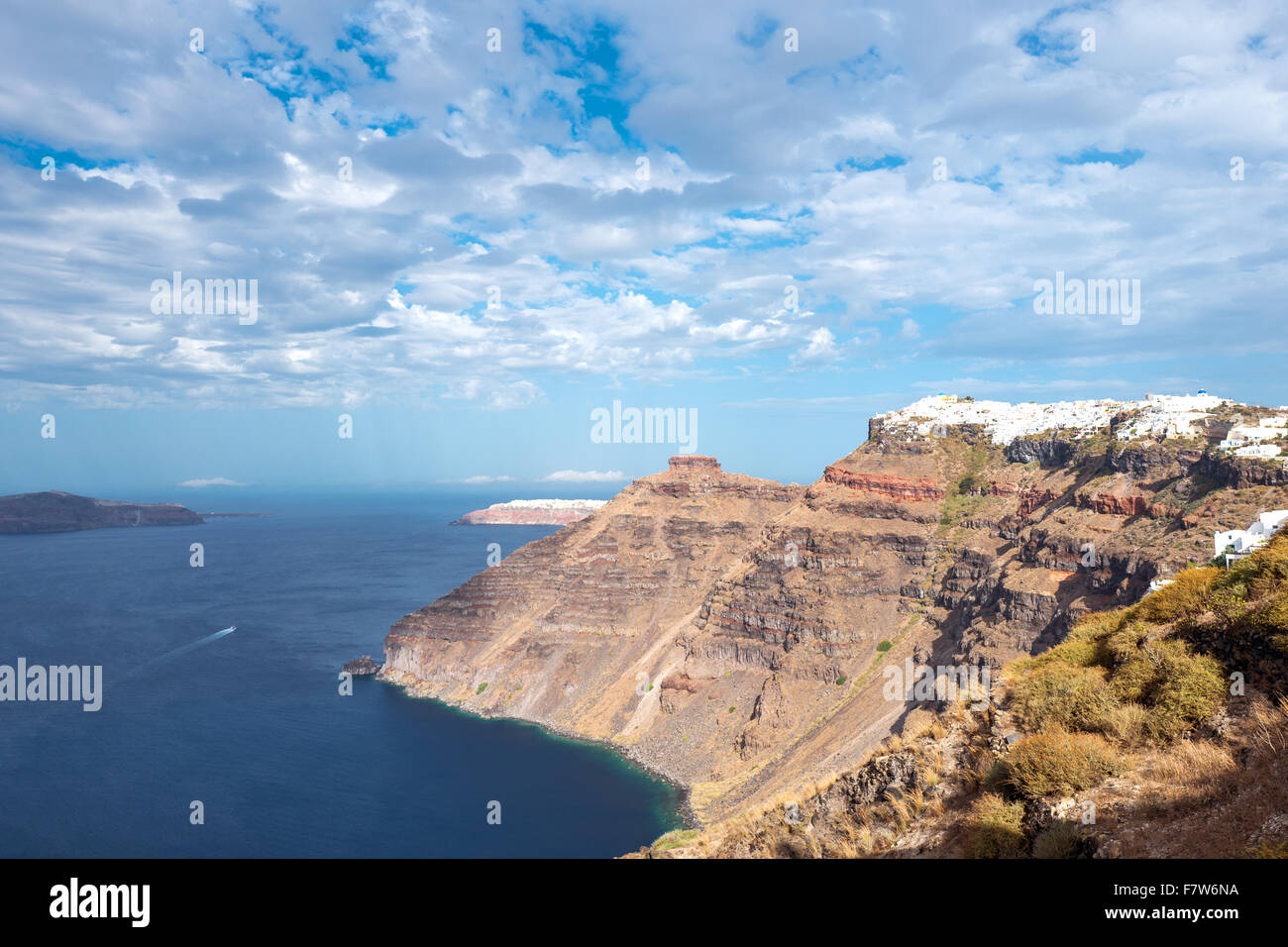 Greece, Santorini island, Fira,  panorama on the villages of Imerovigli and Oia seen from the caldera pathway Stock Photo