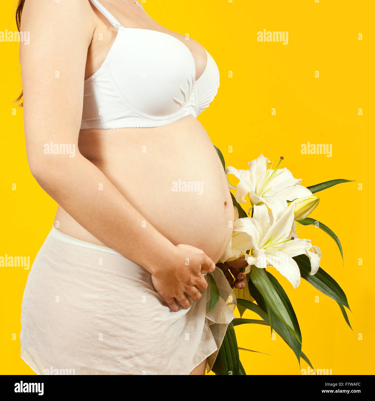 5 months pregnant hi res stock photography and images Alamy