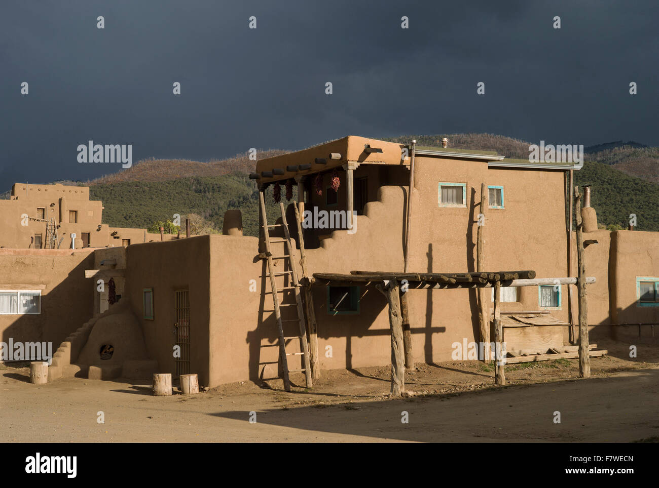 United States, New Mexico, Taos Pueblo, Apartments dating back several