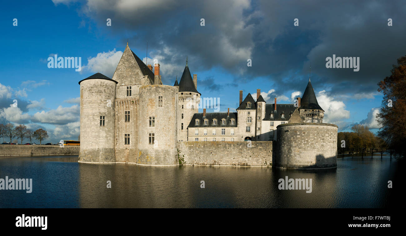 Panoramic of the castle of Sully-Sur-Loire, Loiret, Centre-Val de Loire, France Stock Photo