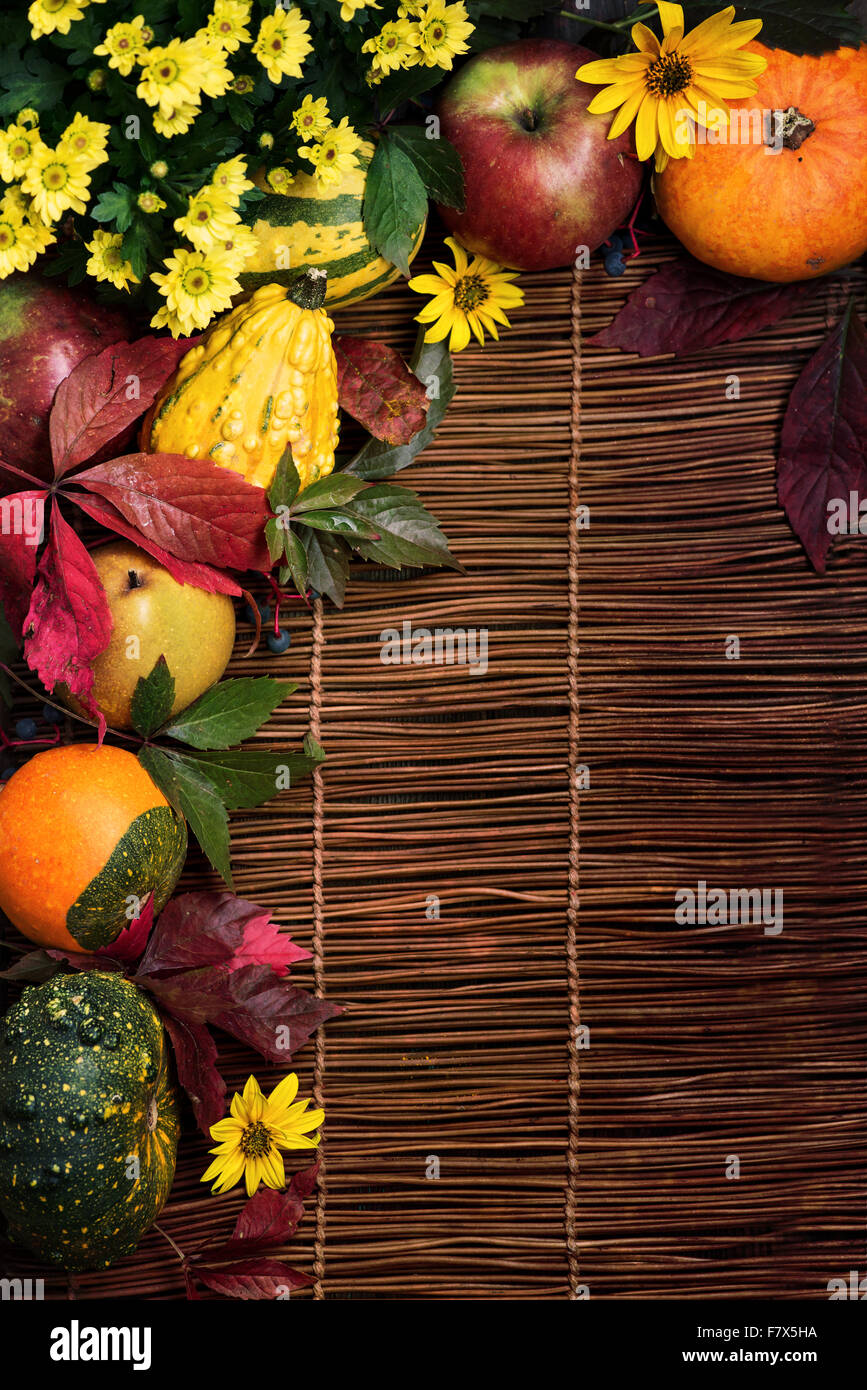 Foliage mat hi-res stock photography and images - Alamy
