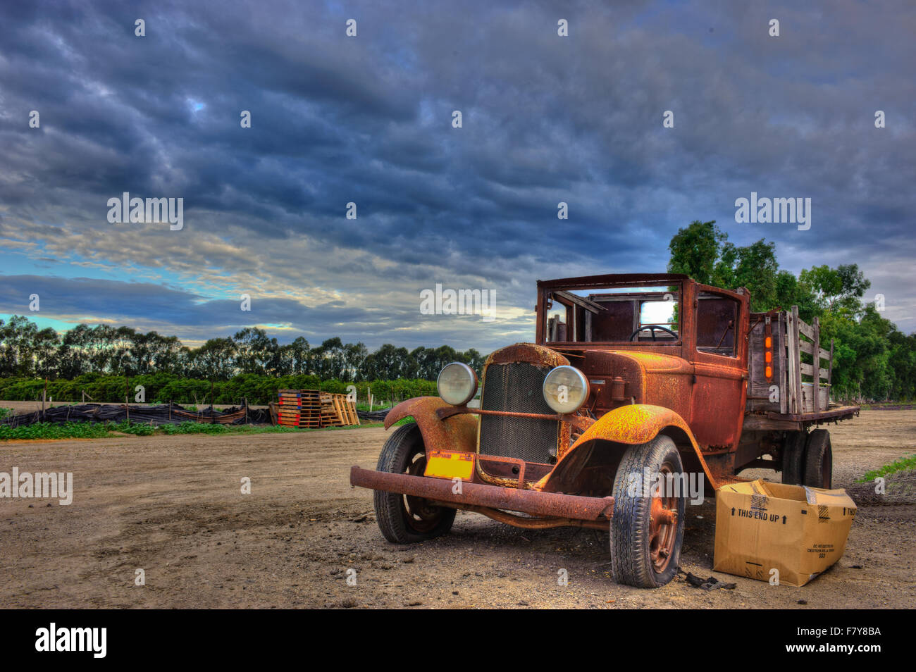 Rustic Pick Up Vintage pick up truck hi-res stock photography and images - Alamy