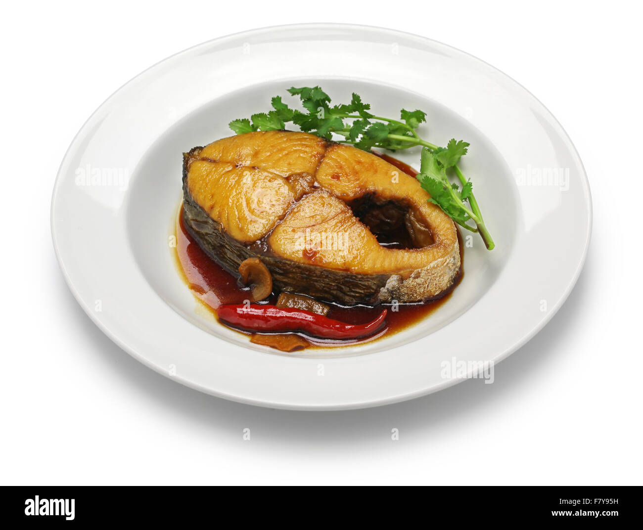 ca thu kho, king mackerel simmered in caramelized sauce, vietnamese cuisine Stock Photo