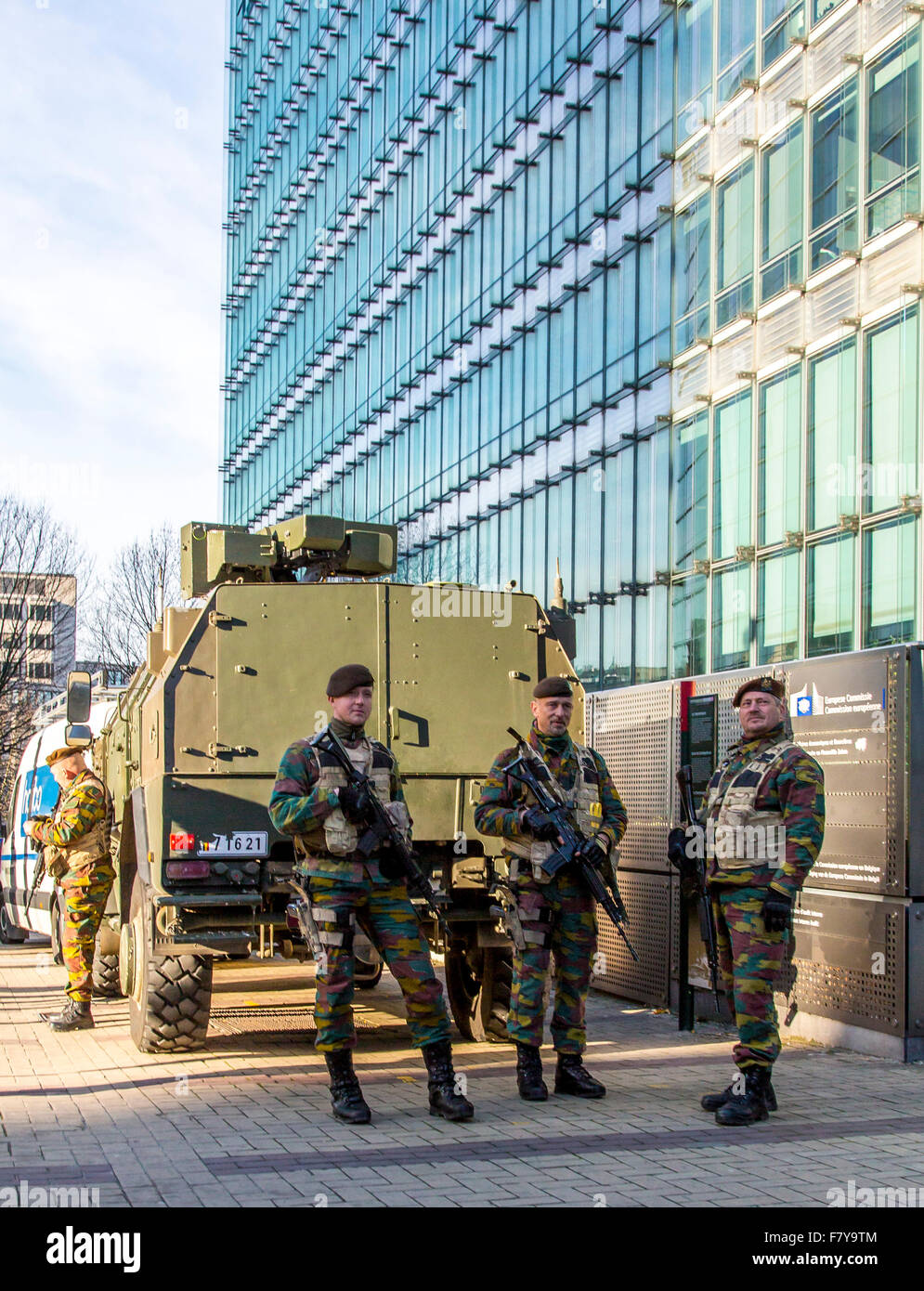 Brussels, Belgium. 3rd Dec, 2015. Belgium security forces patrol the