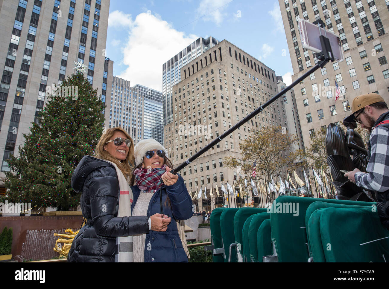New York, USA. 3rd December, 2015. The Christmas season begins in New York City. The 83rd
