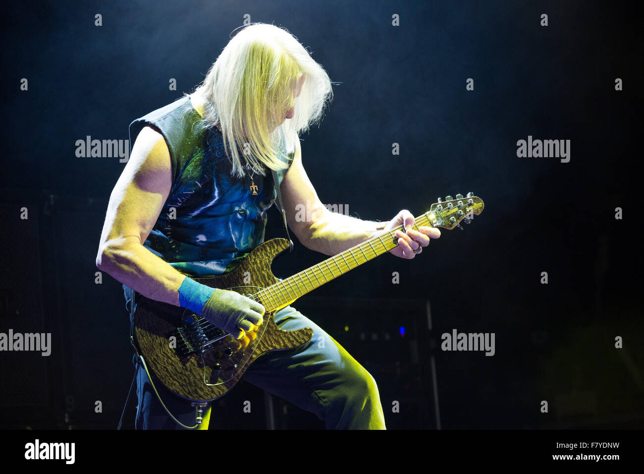 the-o2-north-greenwich-london-uk-3rd-december-2015-deep-purple-at