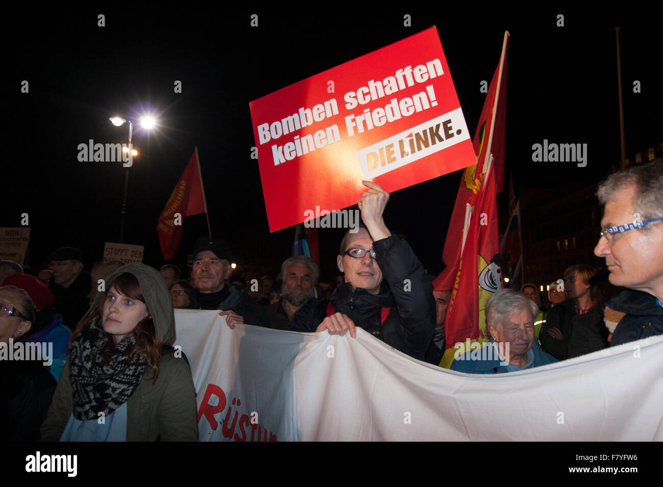 Berlin, Germany. 3rd December, 2015. Demonstration against German military intervention in Syria. 'Bombs don't bring peace' Stock Photo