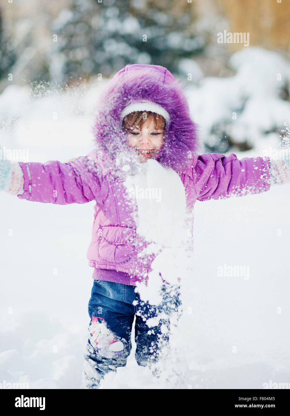 beautiful little girl in snow Stock Photo Alamy