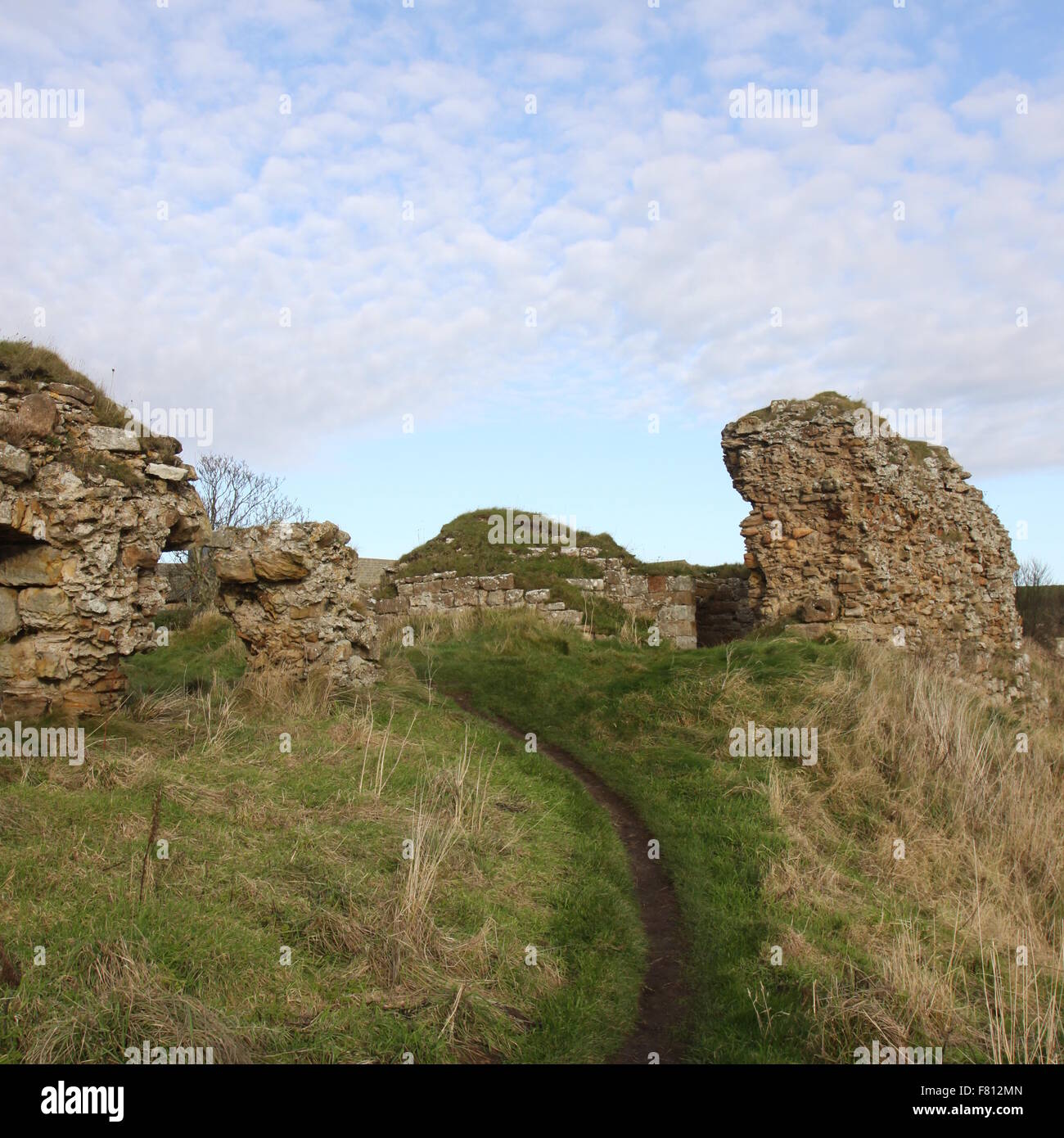 Ardross castle hires stock photography and images Alamy