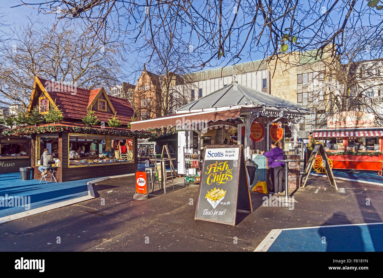 Edinburgh Christmas market 2015 with market stalls Stock Photo