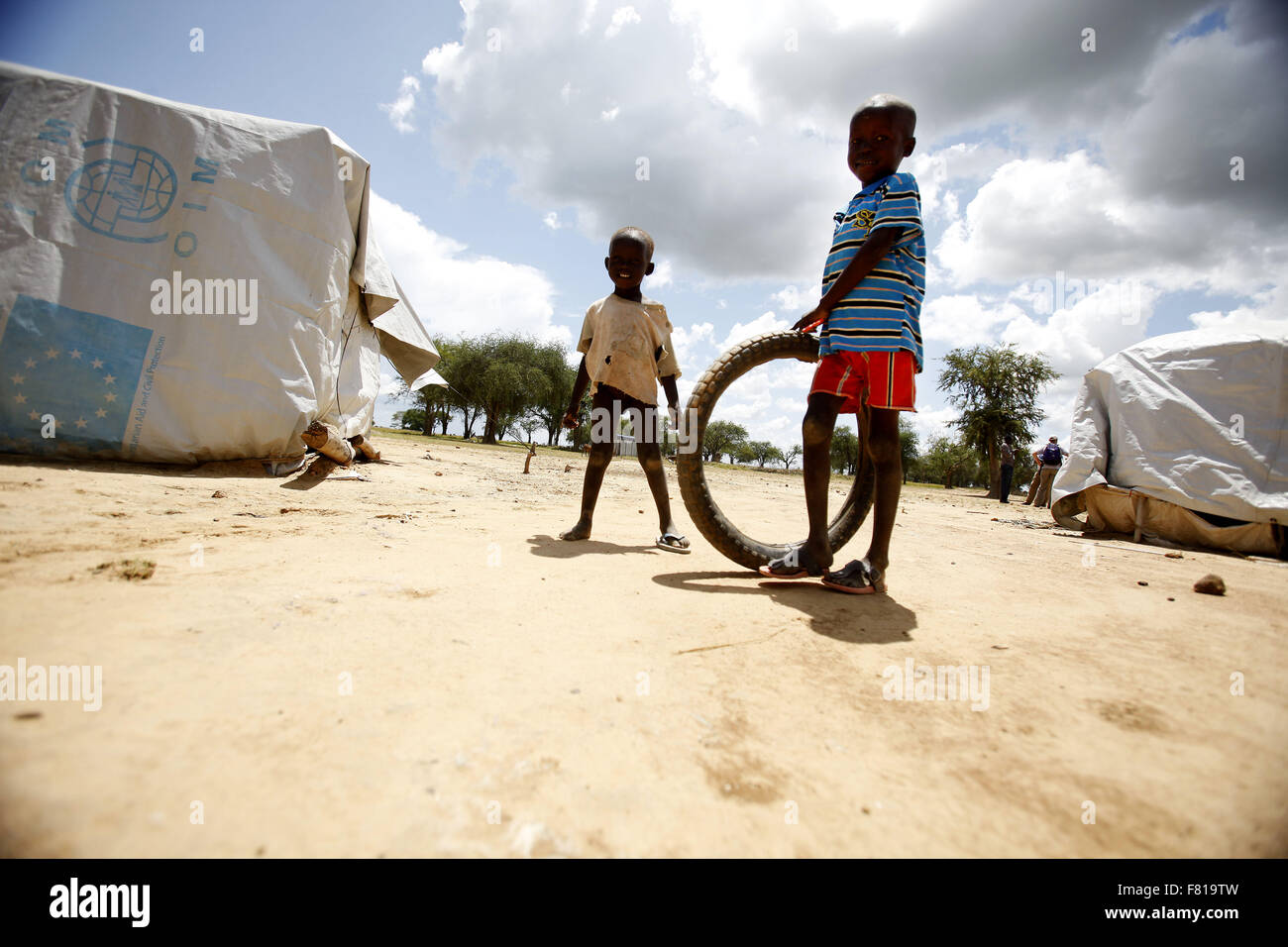 Kids play in an Internally Displaced Persons camp in Turalei, Warrap State of South Sudan Sept 19, 2015. World Vision has been been working in this hard to reach region since 1989 providing humanitarian relief and development assistance. 16th Sep, 2015. Photo Andre Forget © ©/ZUMA Wire/Alamy Live News Stock Photo