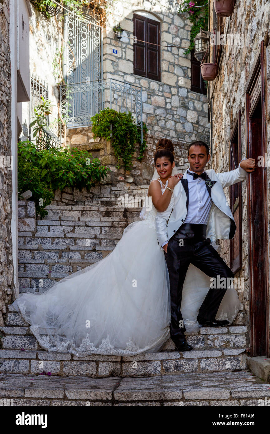 Turkish Wedding, A Just Married Couple Pose For Photographs In Marmaris Old  Town, Marmaris, Mugla Province, Turkey Stock Photo - Alamy