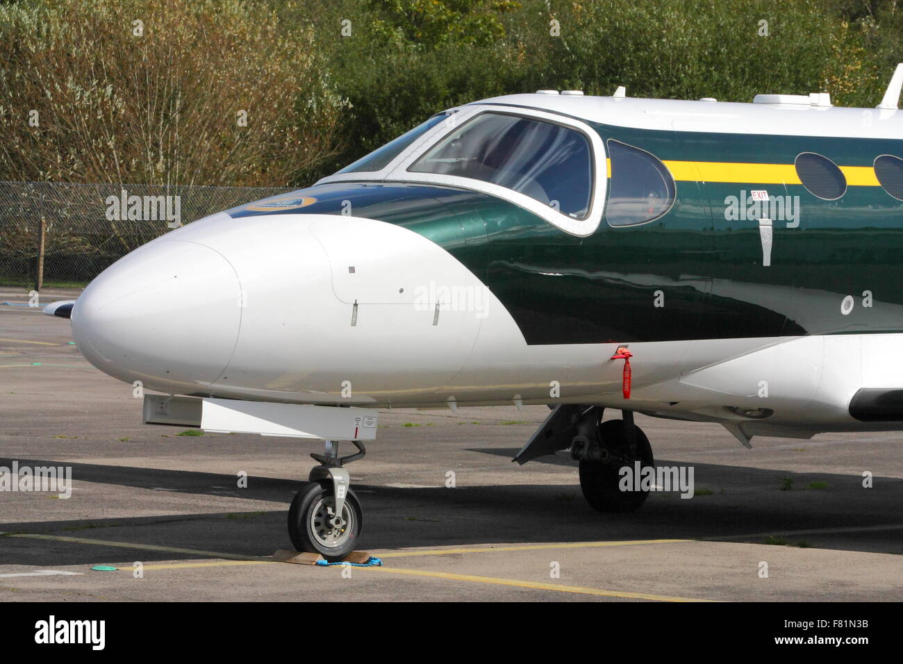 Cessna 510 Citation Mustang of Team Lotus parked at Blackbushe Airport Stock Photo