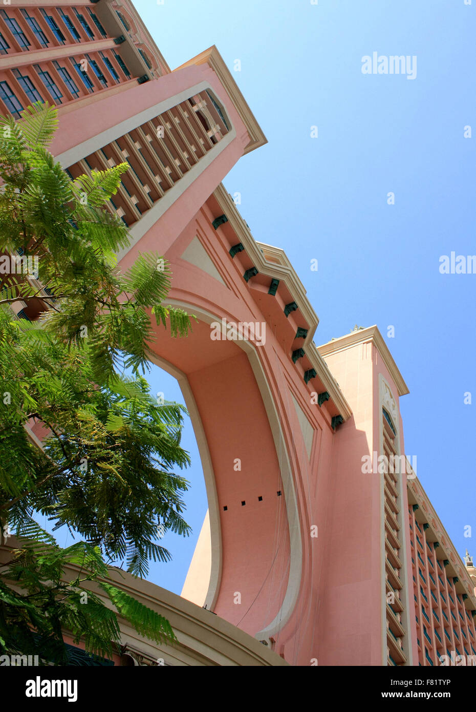 Dubai the palm jumeirah hi-res stock photography and images - Alamy