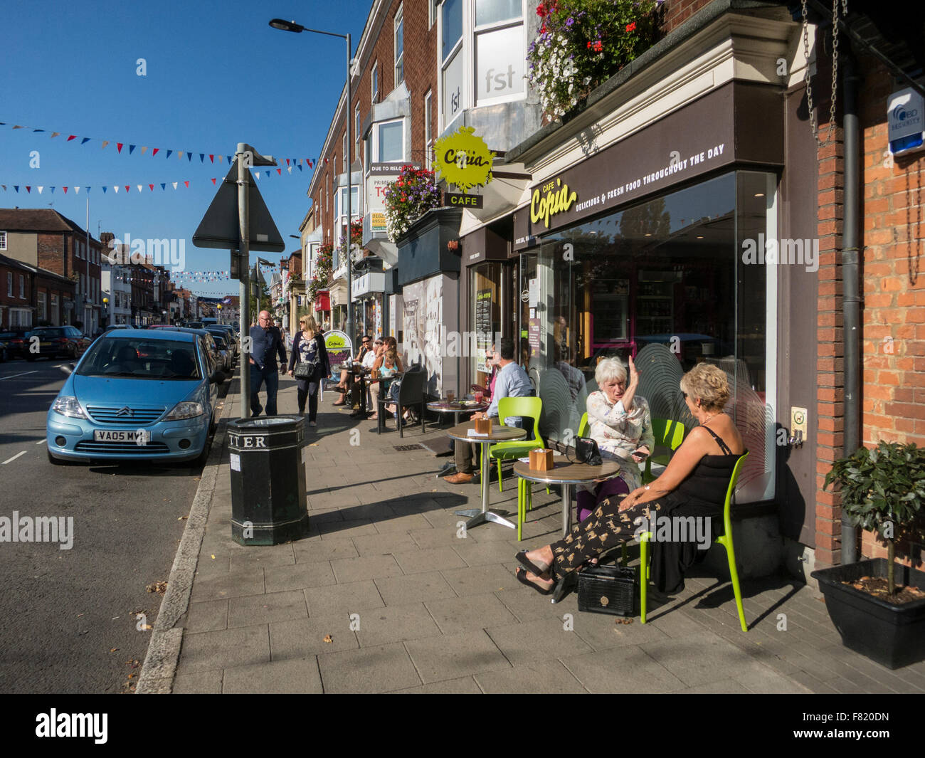 Marlow High Street Stock Photos & Marlow High Street Stock Images Alamy