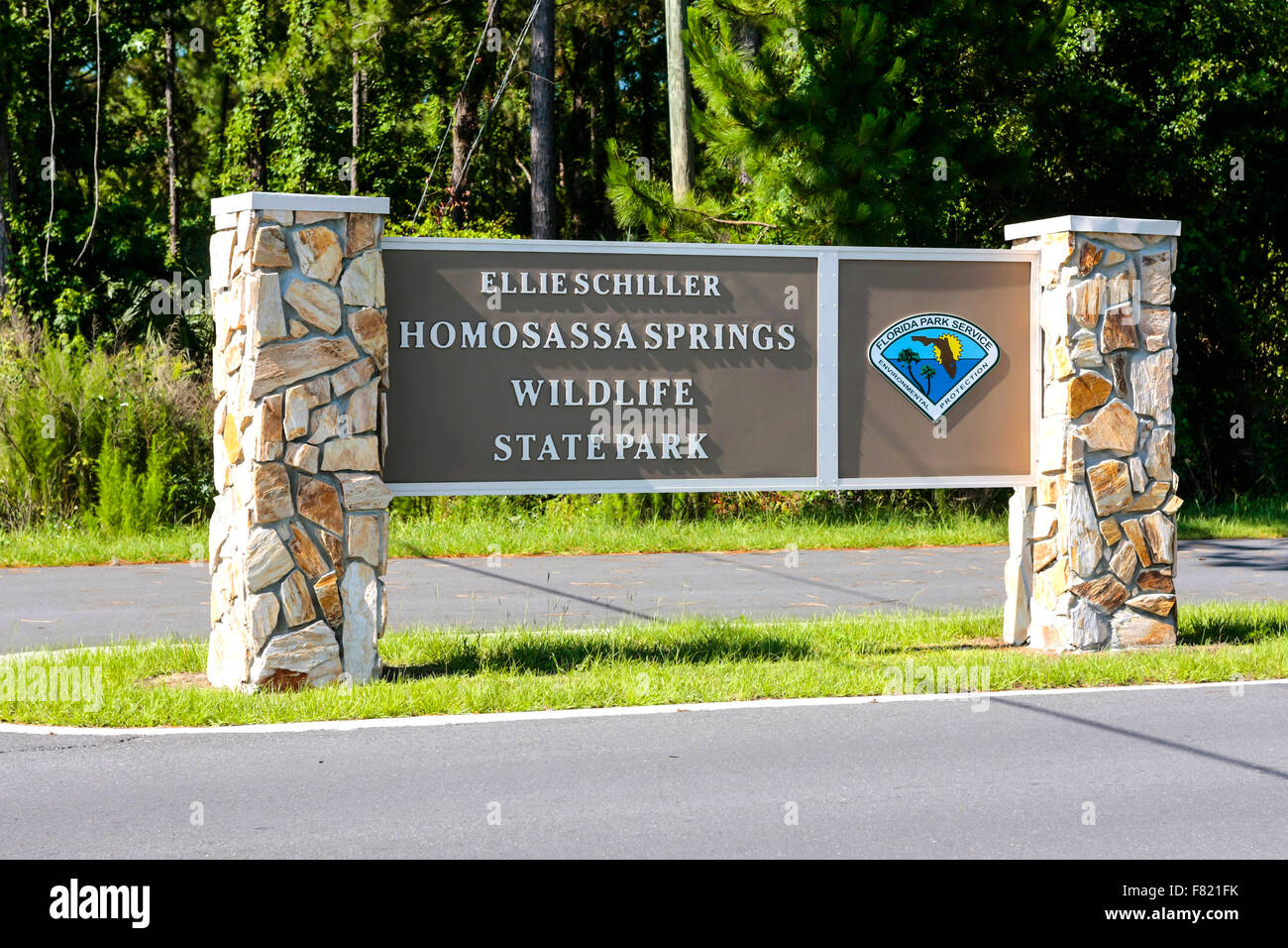 Ellie Schiller Homosassa Springs Wildlife State Park sign in Florida Stock Photo