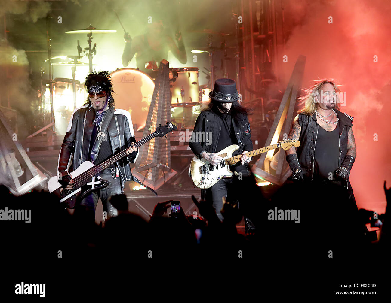 motley crue final tour 2015