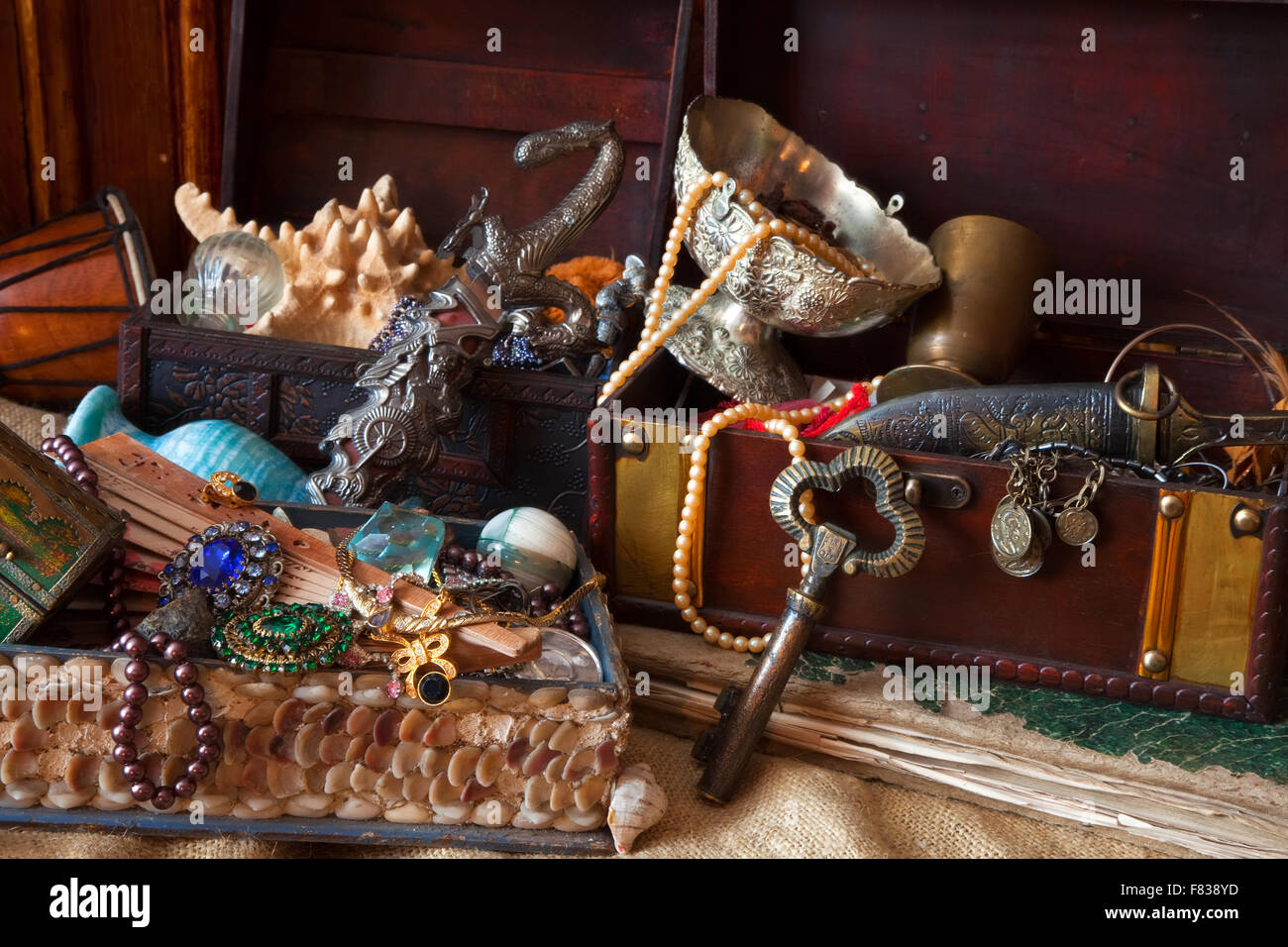 Few vintage treasure trunks with old jewellery Stock Photo Alamy