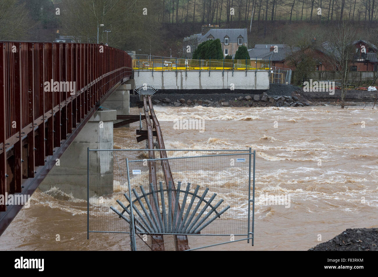 Selkirk, Scottish Borders, GBR. 05/Dec/2015. Heavy Rain Causes