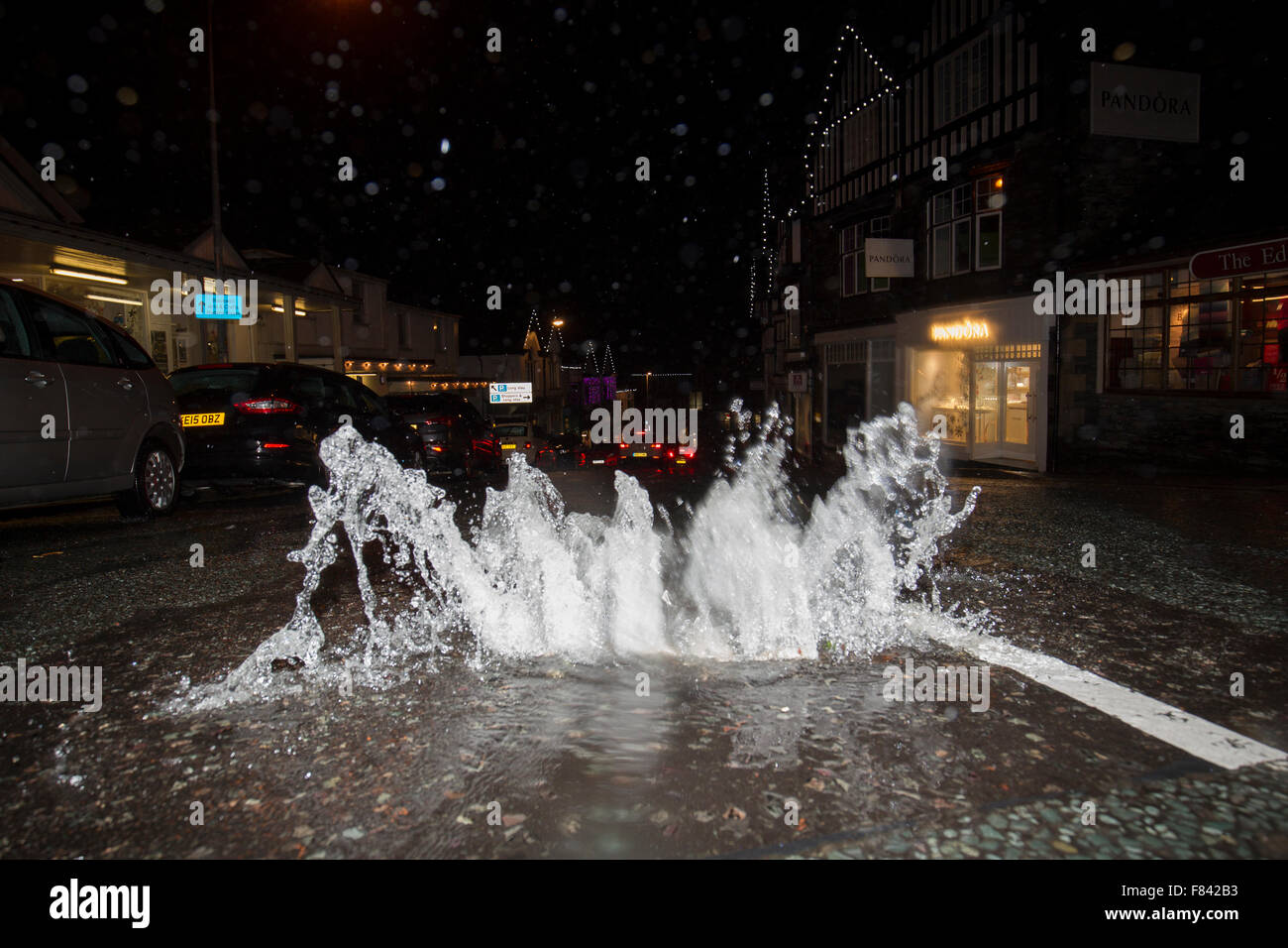 Lake Windermere, Cumbria, UK. UK Weather 5.00pm Lake Windermere Cumbria