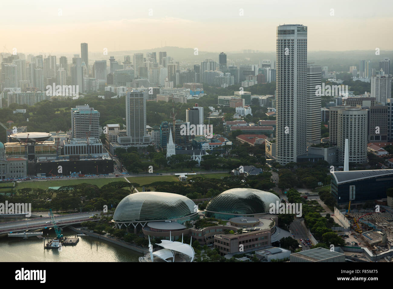 View of Singapore city skyline at sunset Stock Photo - Alamy