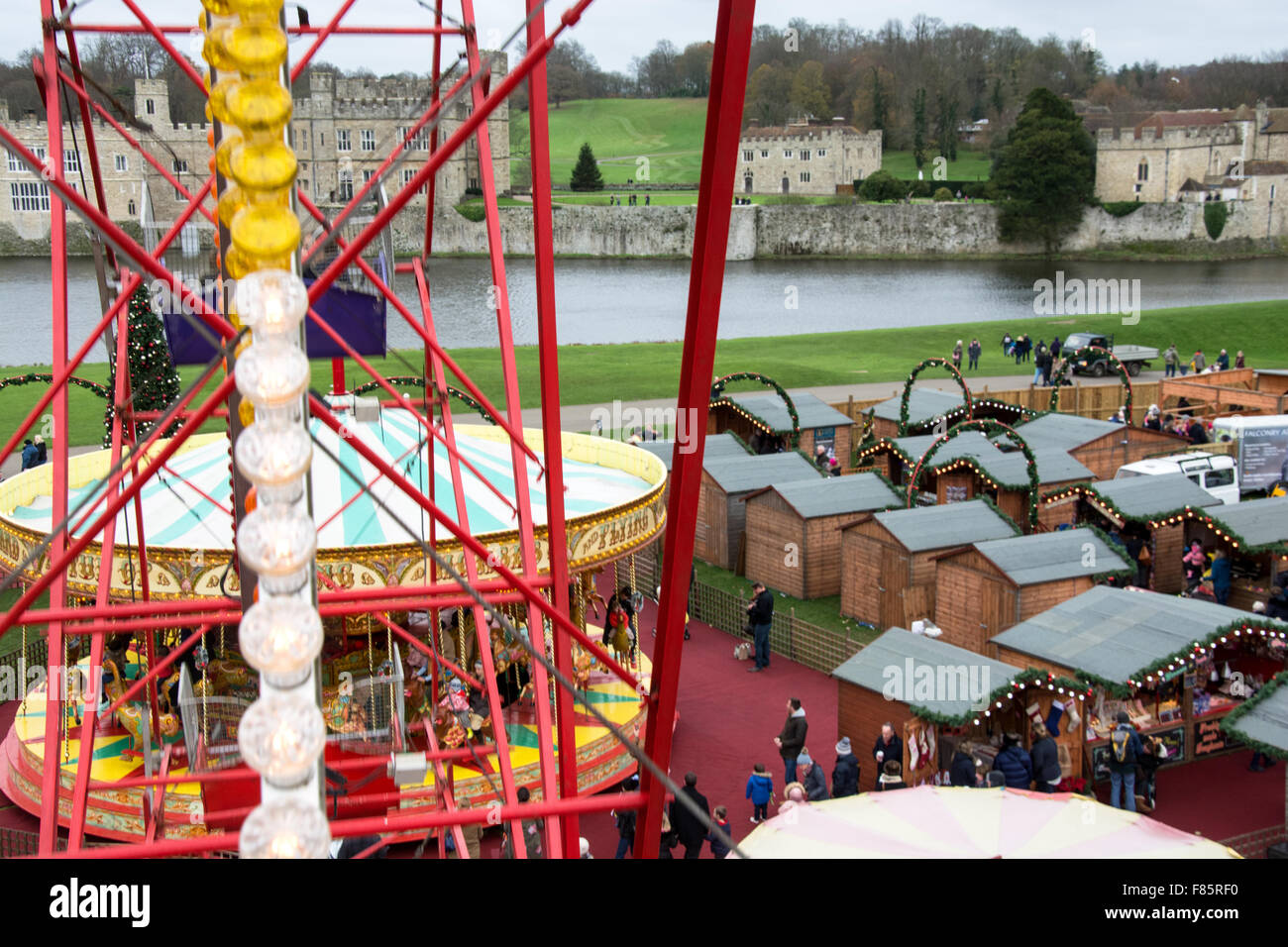 Leeds castle christmas market hires stock photography and images Alamy